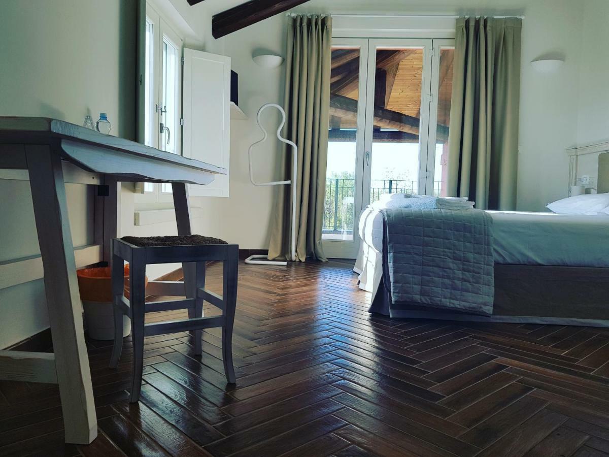 Bed and Breakfast Santa Maria Di Lorgana Минербио Экстерьер фото